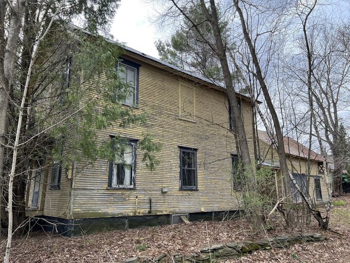 Property Photo:  776 Fairfax Road  VT 05444 