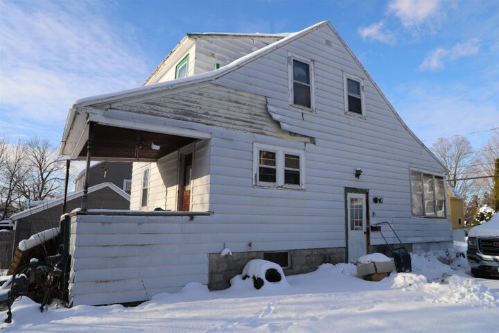 Property Photo:  14 Upper Newton Street  VT 05478 