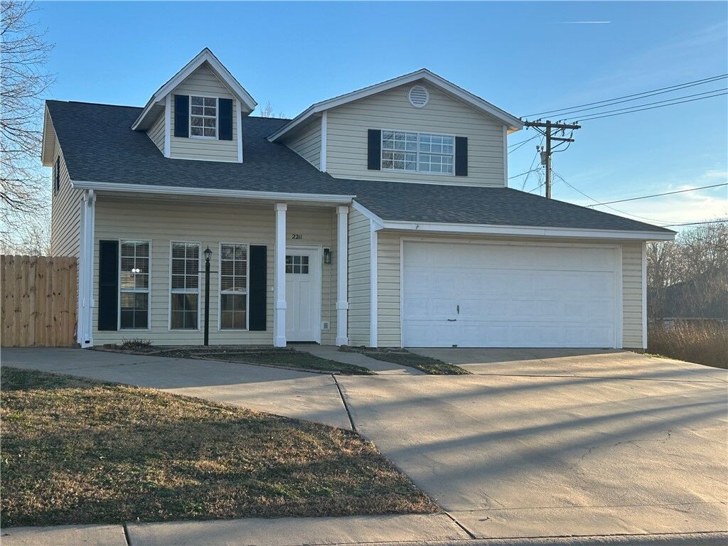 Property Photo: 2211 Blueberry Lane AR 72762