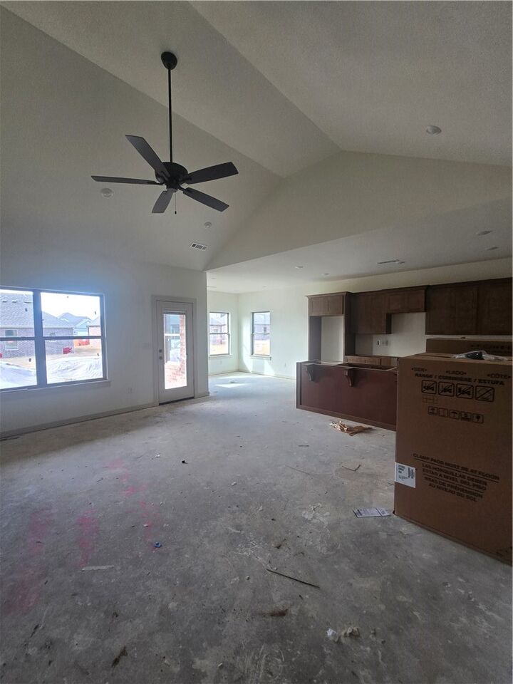 Property Photo:  2304 N Zane Street  AR 72761 