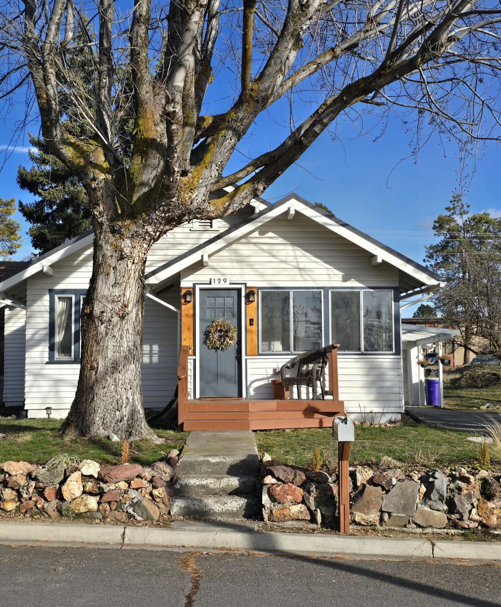 Property Photo:  129 Henry Street  OR 97601 