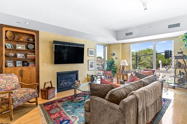 Property Photo:  50 Fleet St. 201  MA 02109 