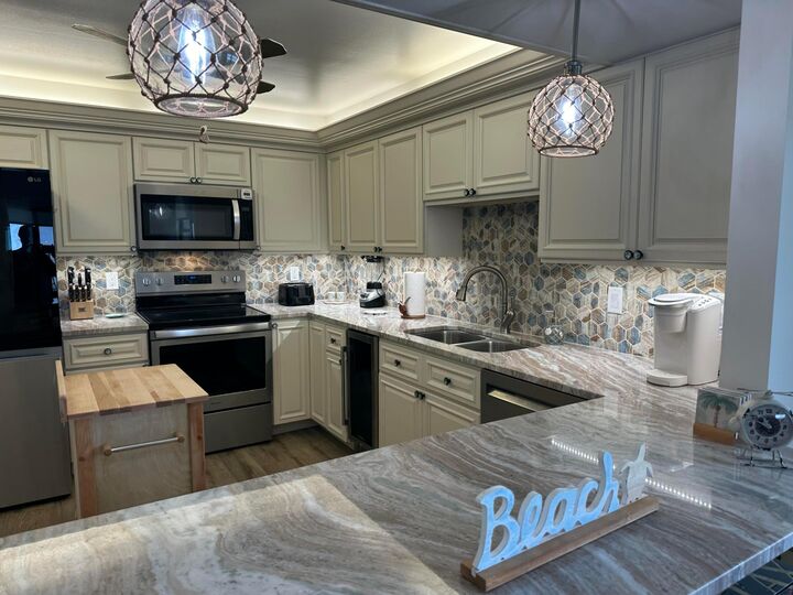 Property Photo: 3100 N Highway A1a 502 FL 34949