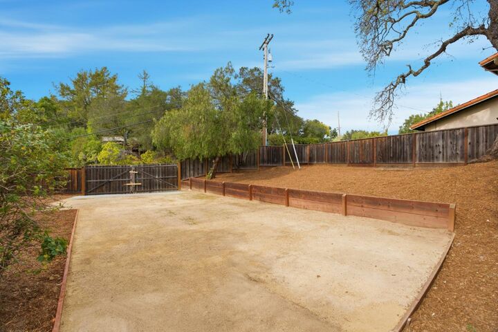 Property Photo:  3338 Oak Knoll Drive  CA 94062 
