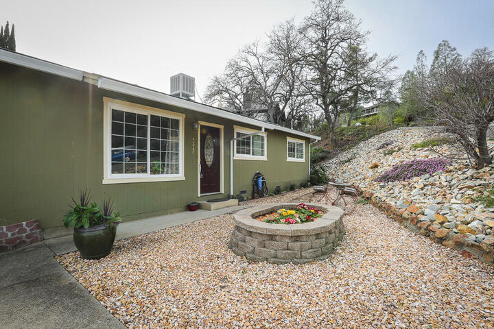 Property Photo:  3345 Oakwood Place  CA 96001 