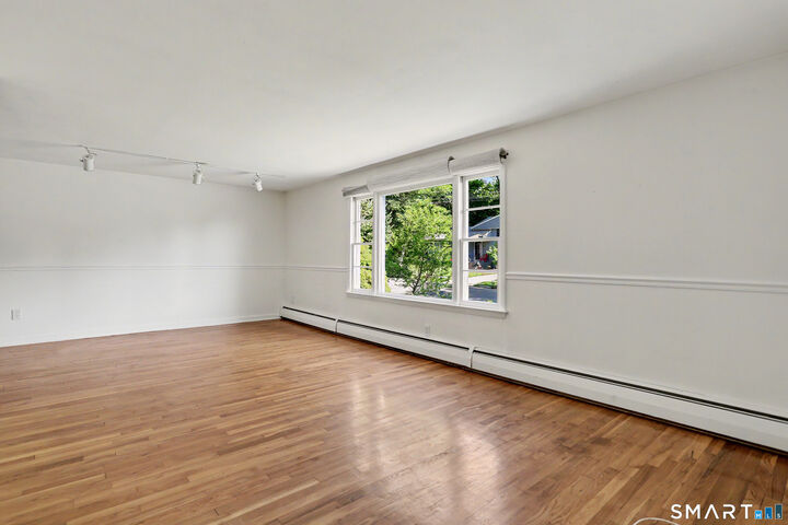 Property Photo:  42 Carroll Road  CT 06517 