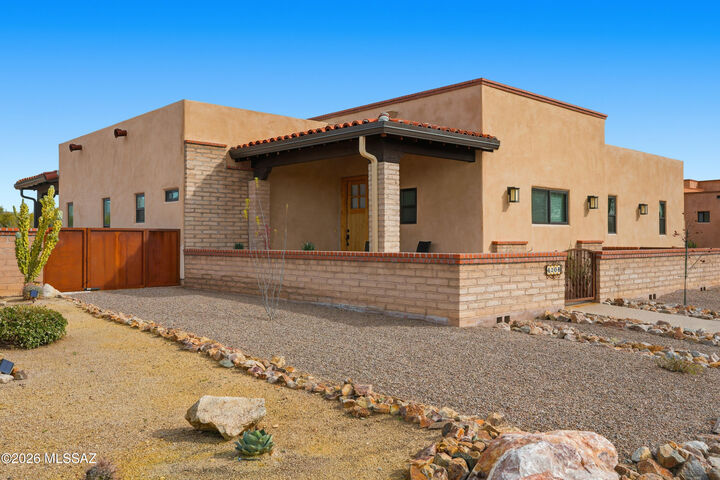 Property Photo:  4208 W Summer Ranch Place  AZ 85658 
