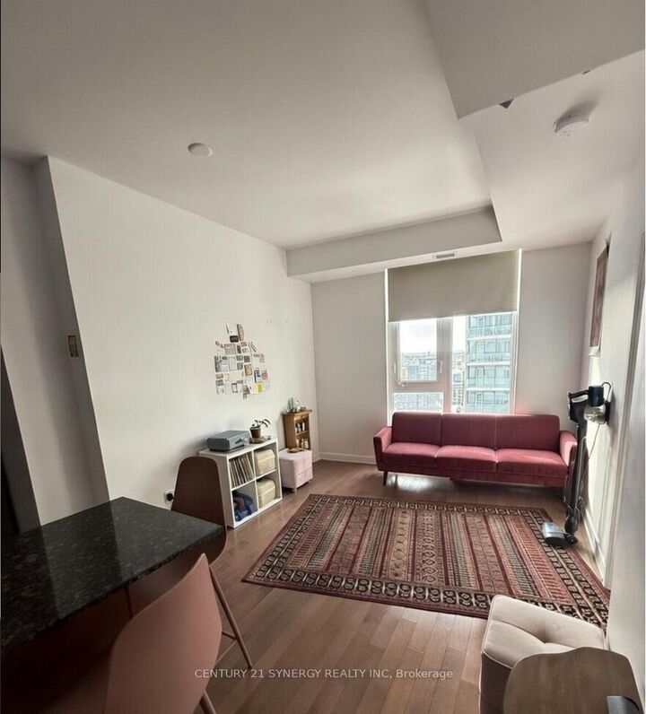 Property Photo:  179 Metcalfe Street 2010  ON K2P 1P7 