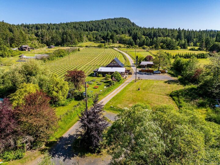 Property Photo: 1885 Central Rd BC V0R 1Z0