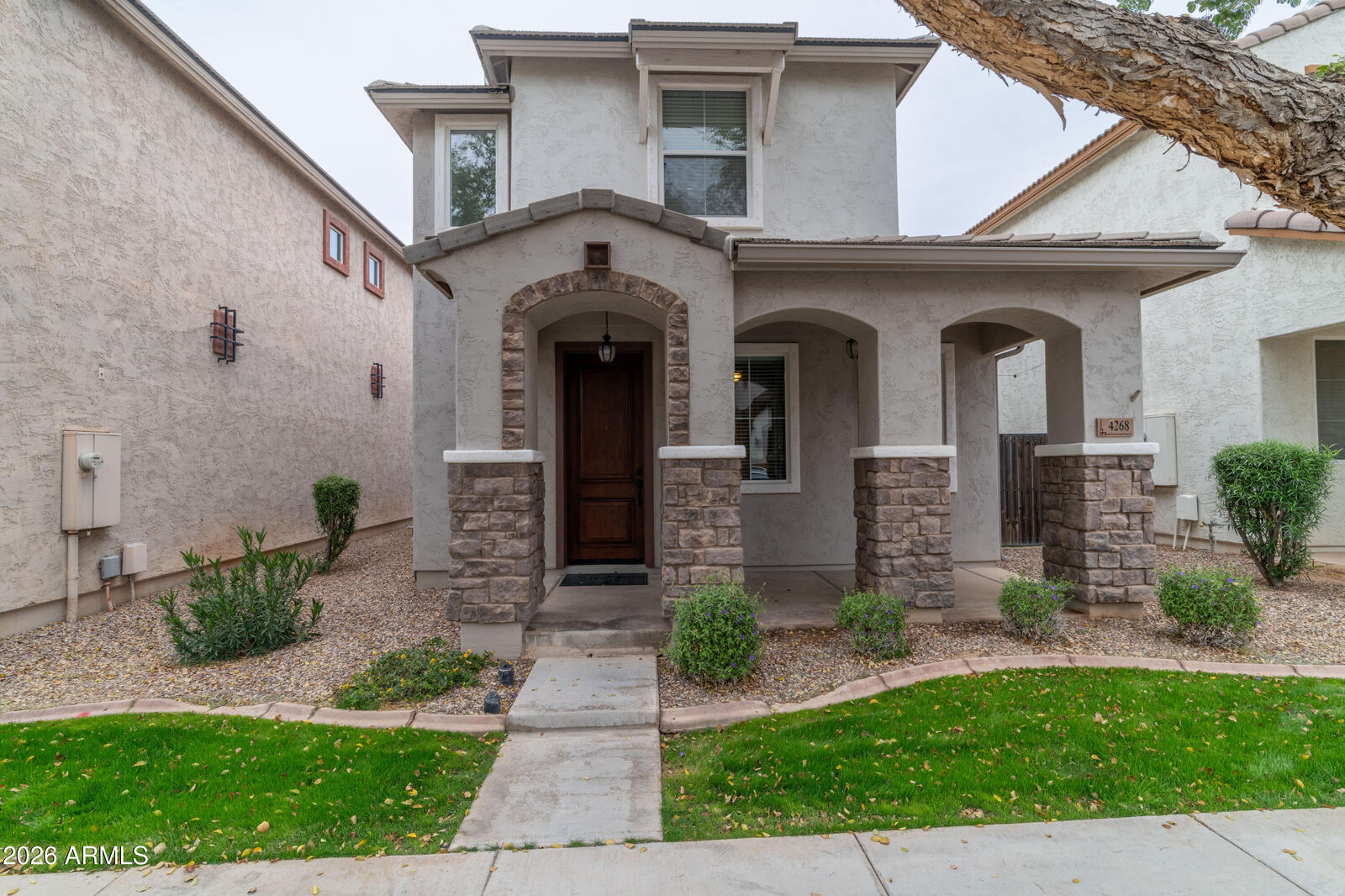 Property Photo: 4268 E Oakland Street AZ 85295