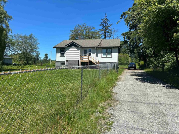 Property Photo: 24611 Dewdney Trunk Road BC V4R 1X2