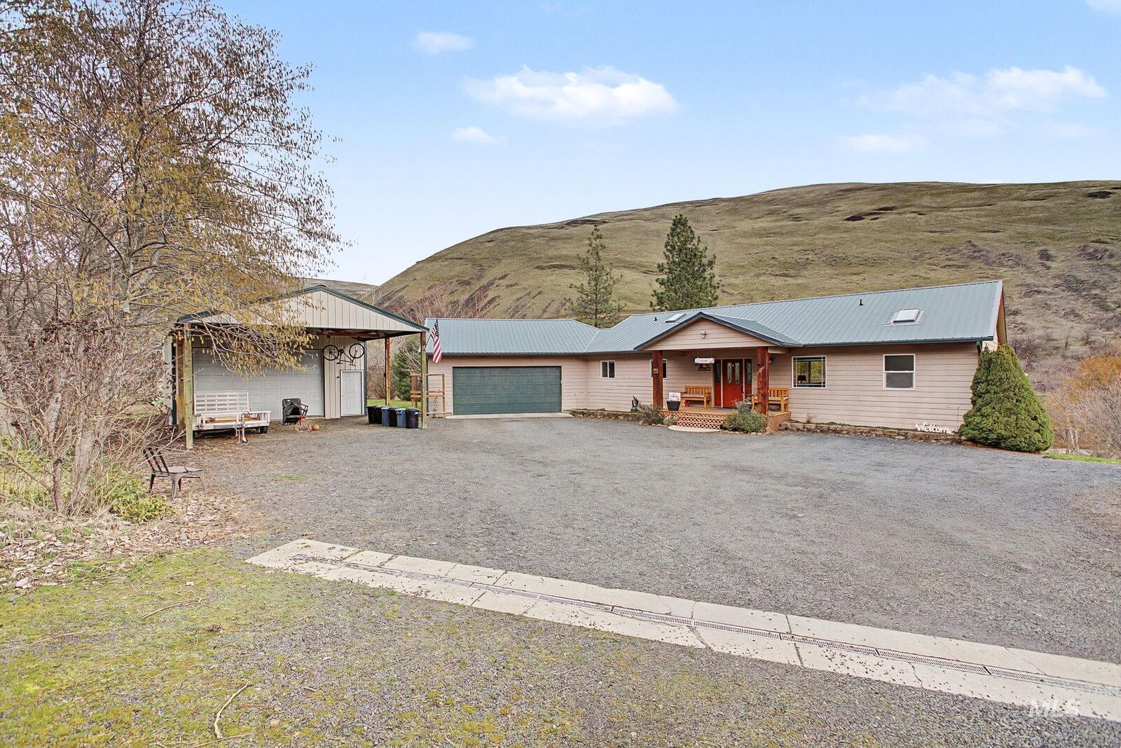 Property Photo:  20485 Cottontail Lane  ID 83524 