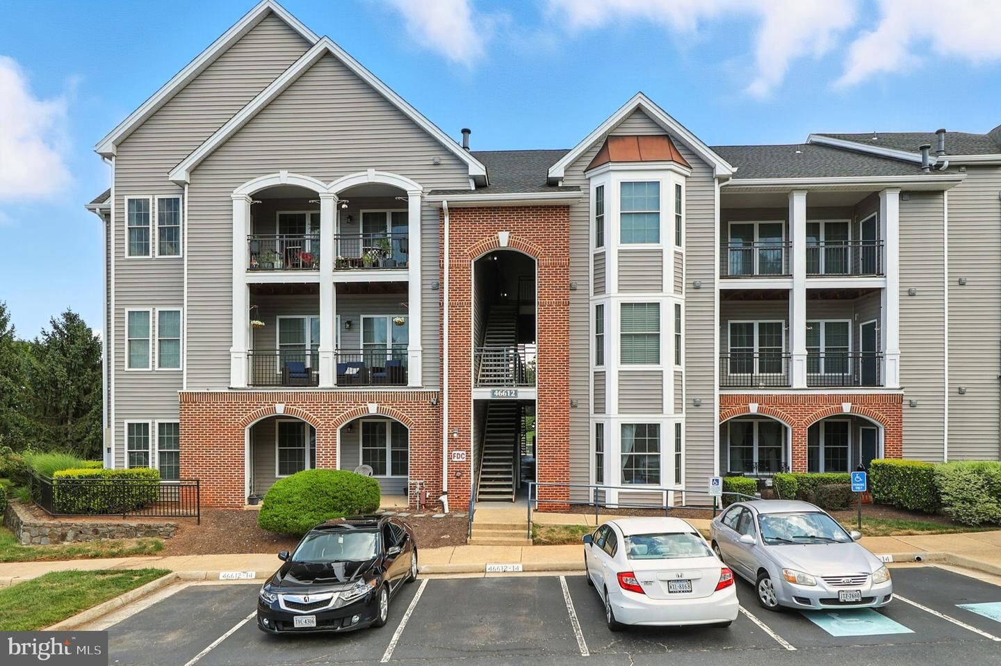 Property Photo:  46612 Drysdale Terrace 302  VA 20165 