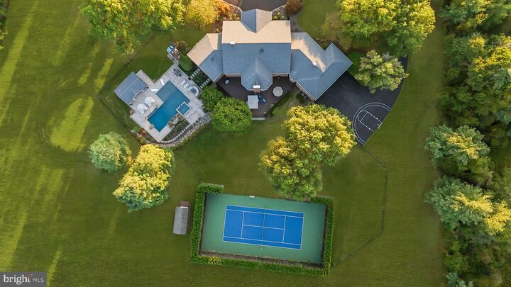 Property Photo:  7 Woodland Road  PA 18940 