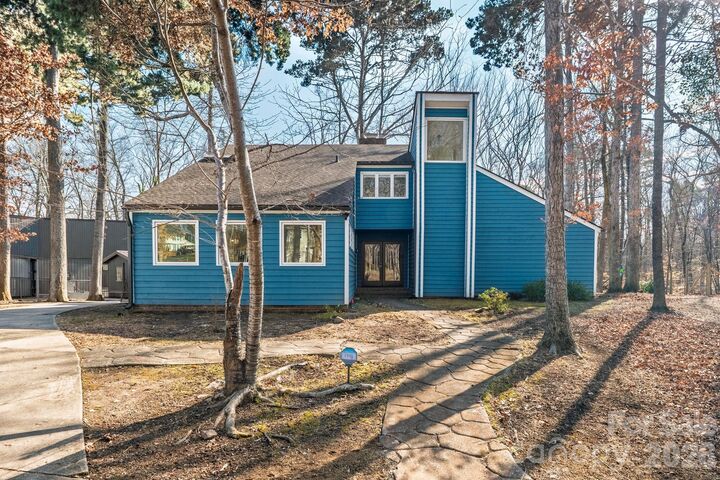 Property Photo:  600 Boyce Road  NC 28211 