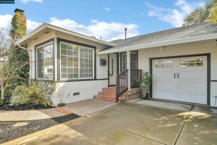 Property Photo: 3162 Salvio St CA 94519