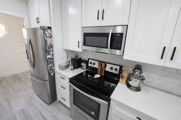 Property Photo:  11 NW Poulton Drive Unit E  FL 32548 