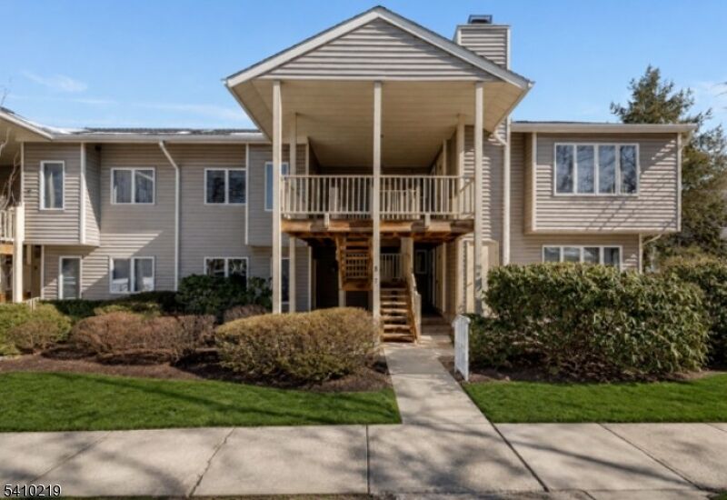 Property Photo: 7 Westchester Ter NJ 08801