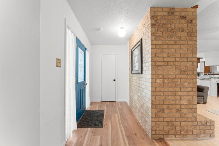 Property Photo: 6103 Sunnygate Drive TX 77373