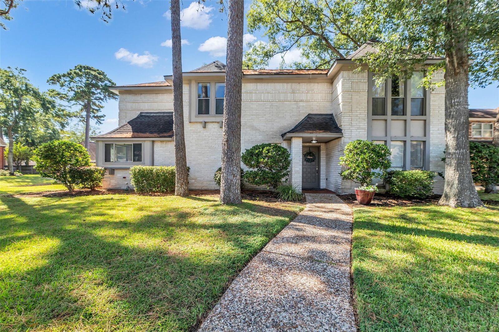 Property Photo:  18303 Aldermoor Drive  TX 77388 