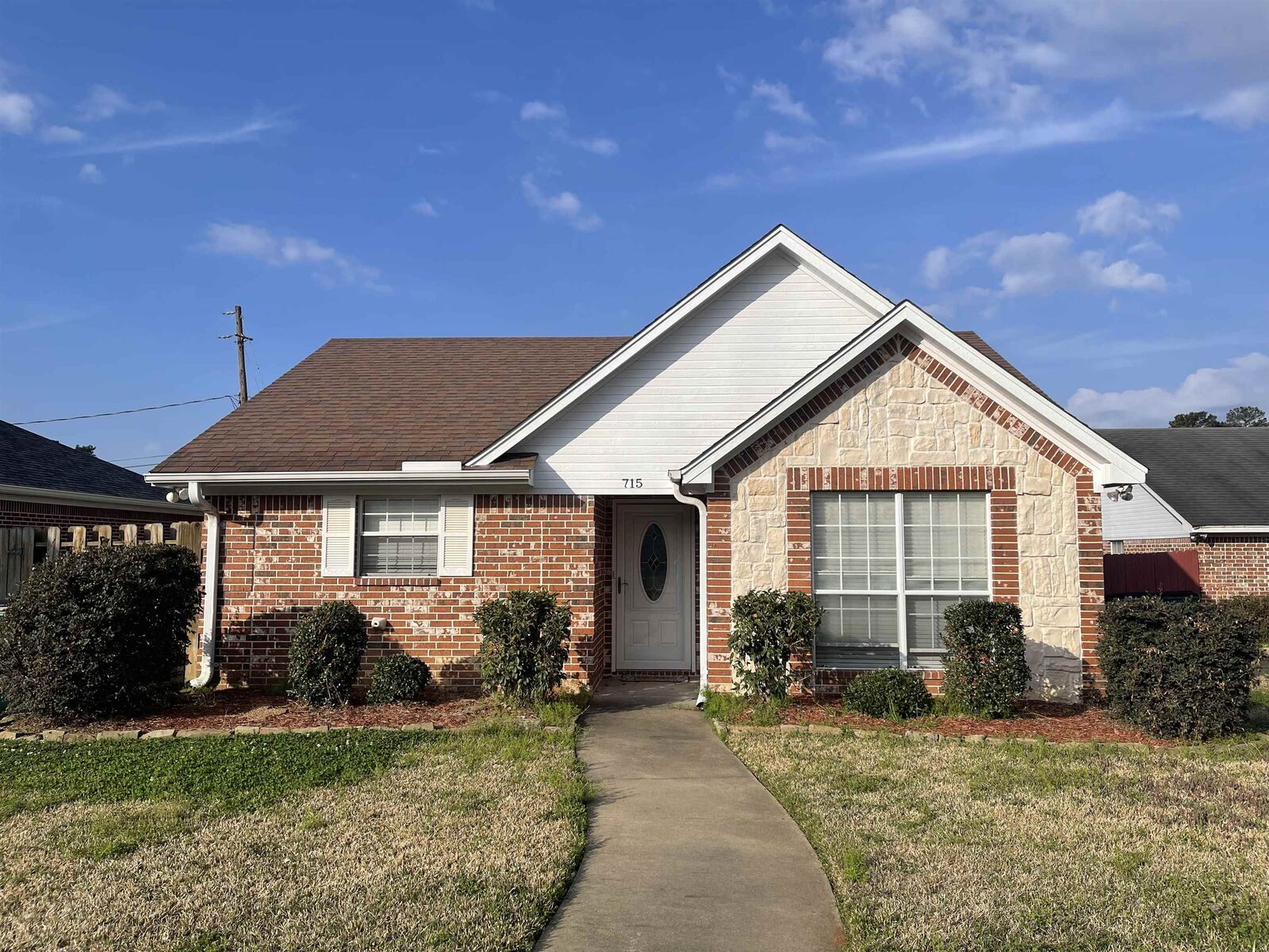 Property Photo: 715 University TX 75633