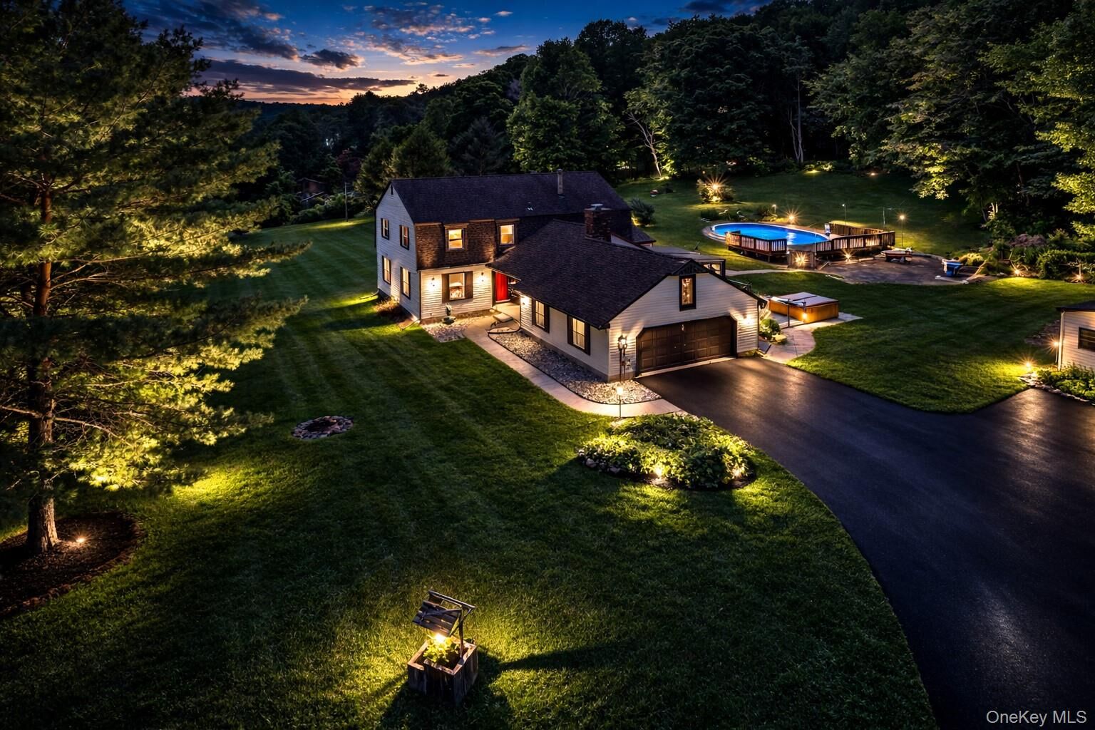 Property Photo:  4 Debbie Court  NY 10918 