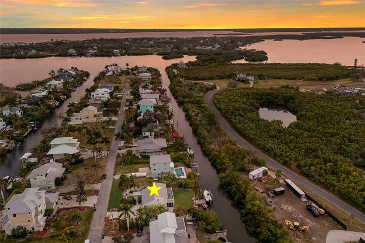 Property Photo:  115 Burns Road  FL 34250 