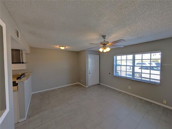 Property Photo:  6415 S Roberts Avenue 103  FL 33616 