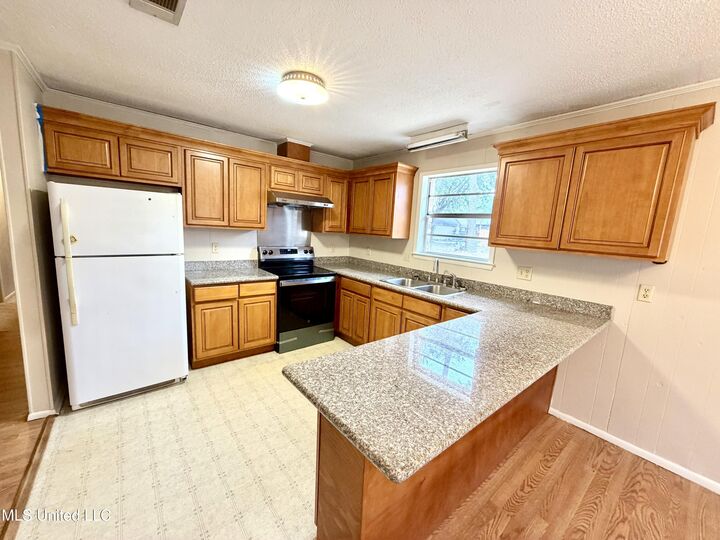 Property Photo:  2643 El Viernes Street  MS 39553 