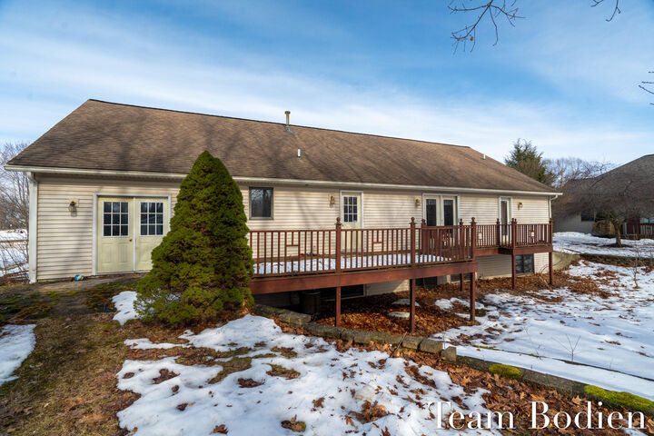 Property Photo:  4842 Green Ridge Trail  MI 49419 