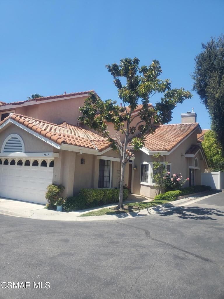 Property Photo: 4819 La Rosa Drive CA 91377