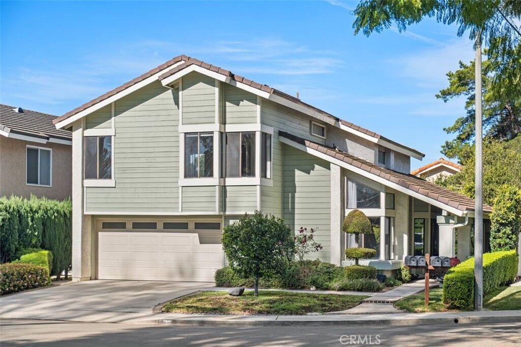 Property Photo:  27 Alameda  CA 92620 