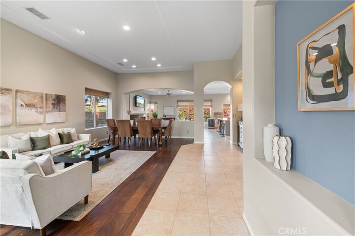 Property Photo:  70 Rocio Court  CA 92260 