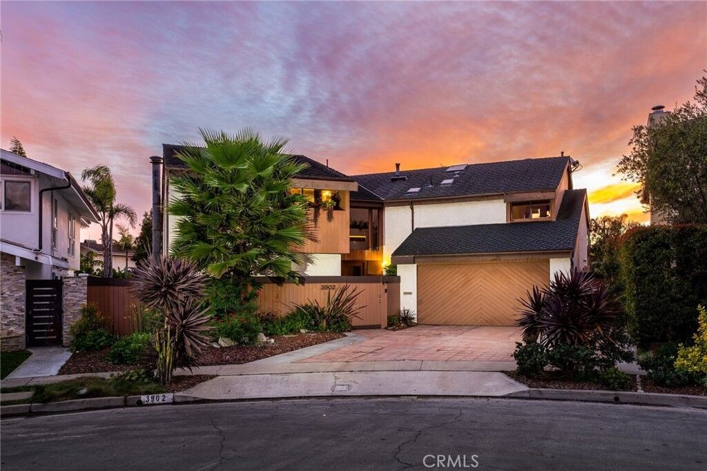 Property Photo:  3902 Legend Circle  CA 92649 