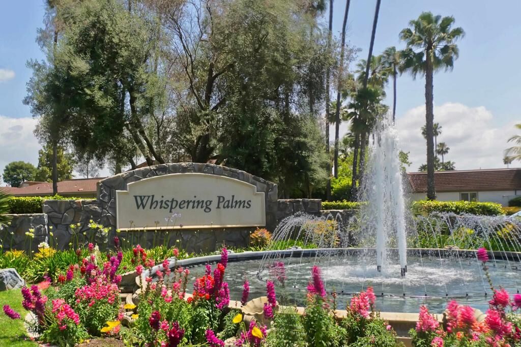 Property Photo: 4074 Avenida Brisa CA 92091