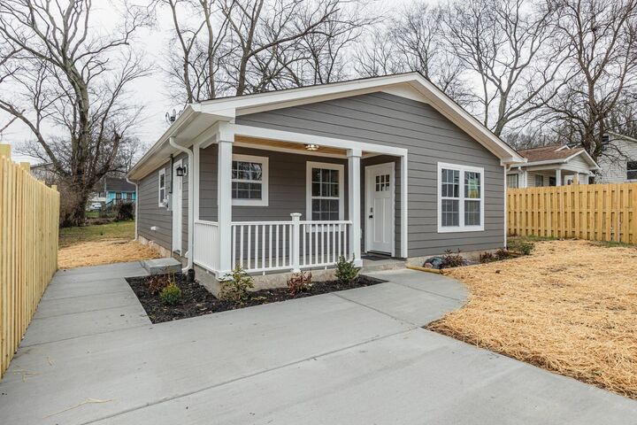 Property Photo:  1733 24th Ave N  TN 37208 