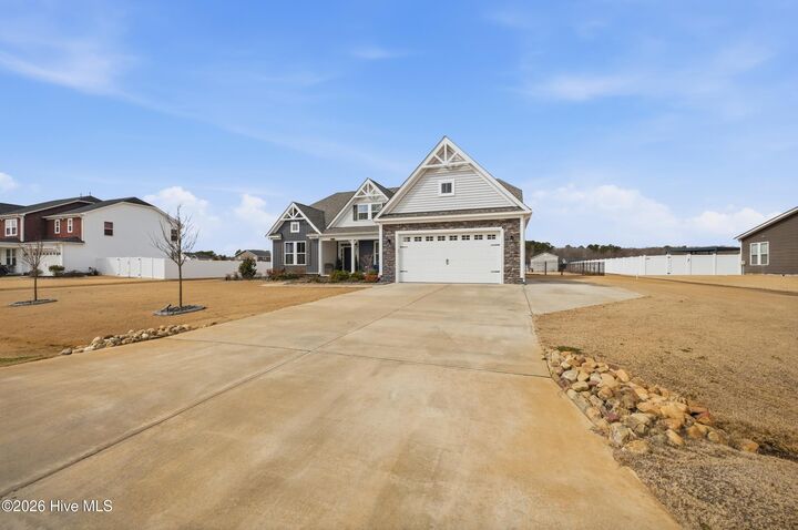 Property Photo:  105 Ashbee Court  NC 27958 