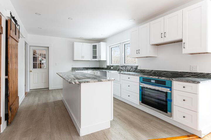 Property Photo:  516 West Salisbury Road  NH 03268 