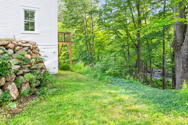 Property Photo:  516 West Salisbury Road  NH 03268 