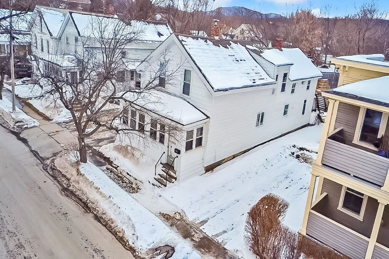 Property Photo:  91 Franklin Street  VT 05701 