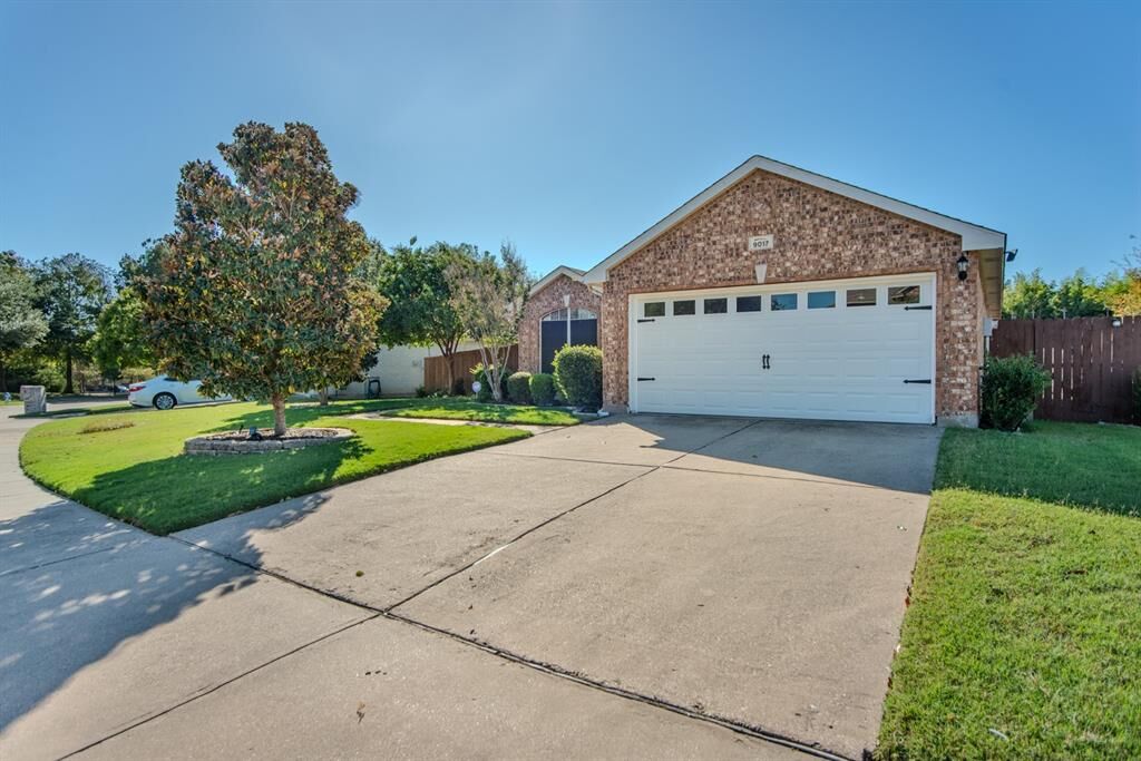 Property Photo:  9017 Hampton Court  TX 75071 