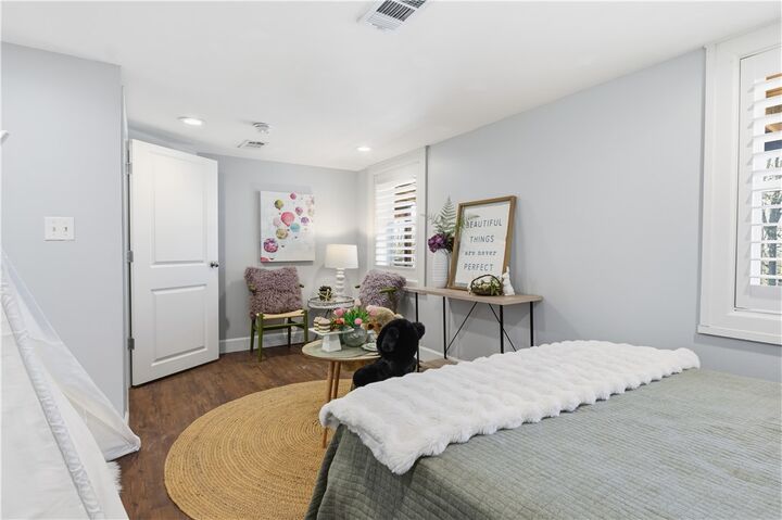 Property Photo:  1617 W Shadowridge Drive  AR 72701 