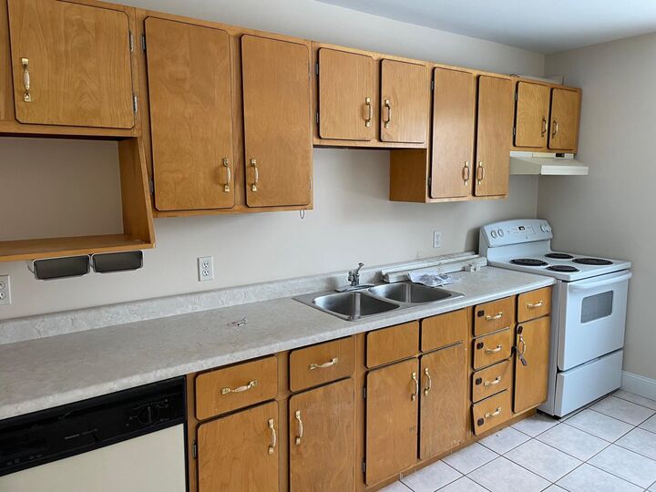 Property Photo: 16 Belvedere Avenue PE C1A 6A8