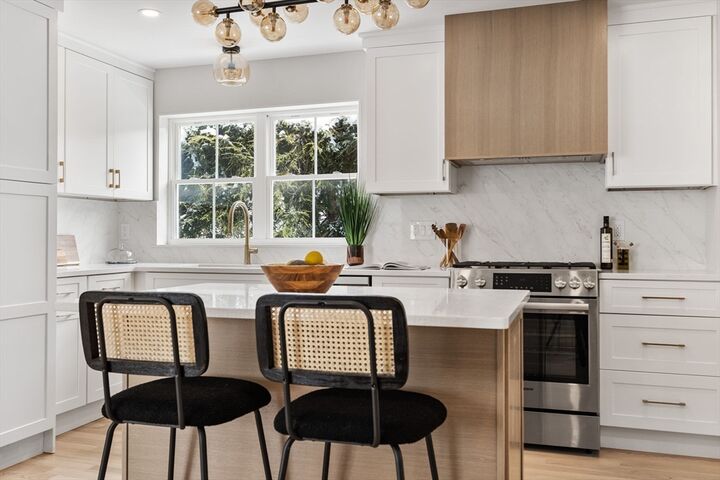 Property Photo:  122 Woodruff Ave 122  MA 02155 