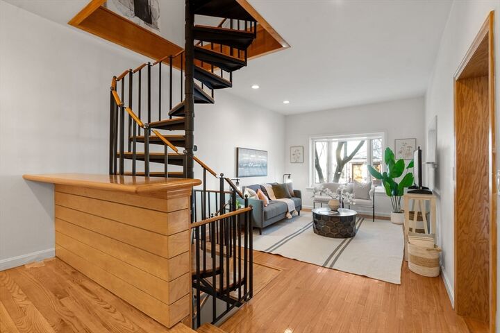 Property Photo:  6 Watson St 1  MA 02139 