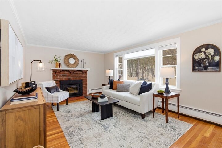 Property Photo:  149 Horn Pond Brook Road  MA 01890 
