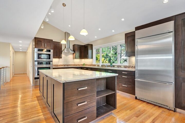 Property Photo:  7 Field Rd  MA 02421 