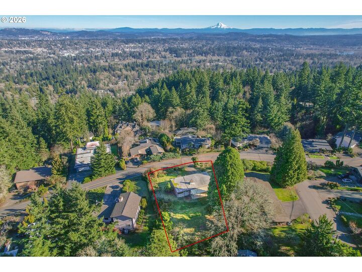 Property Photo:  2665 Hillcrest Dr  OR 97068 