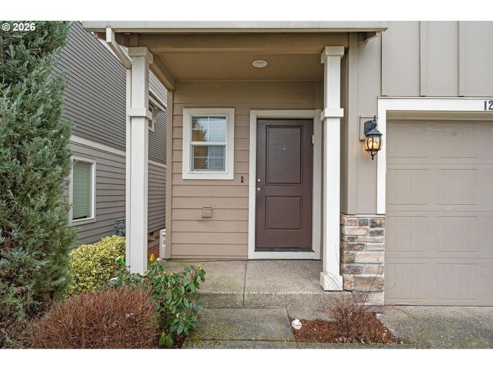 Property Photo: 12813 SE 155th Ave OR 97086