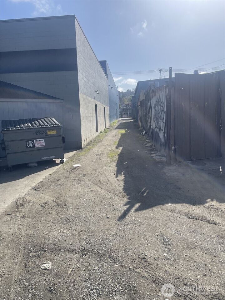 Property Photo:  4500  Leary Way NW  WA 98107 